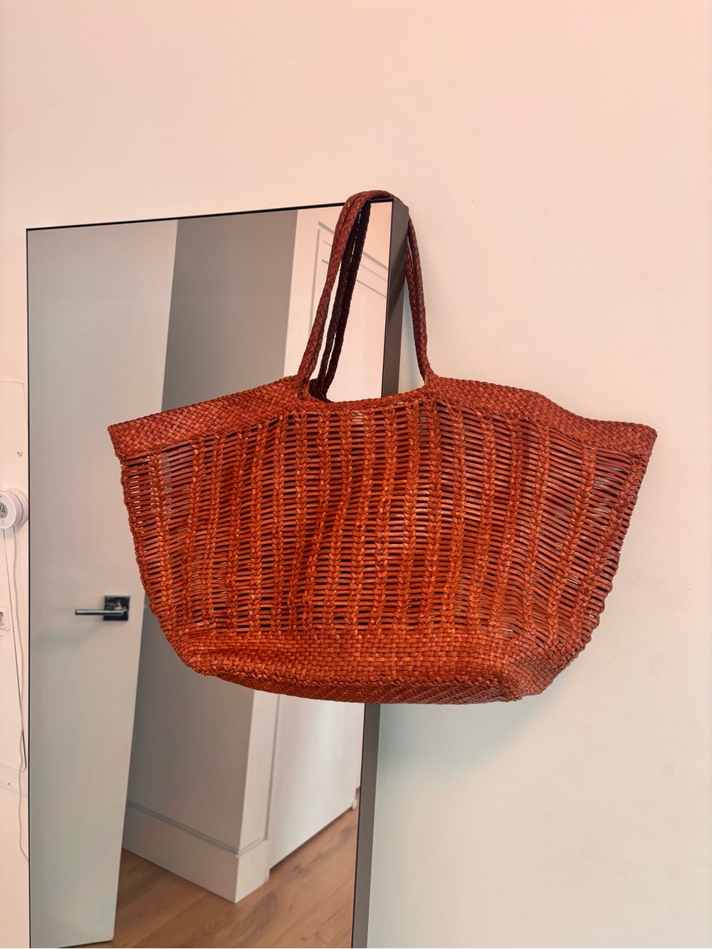 Dragon Diffusion Window Shopper Woven Leather Tote Bag in Tan - Picture 8 of 8